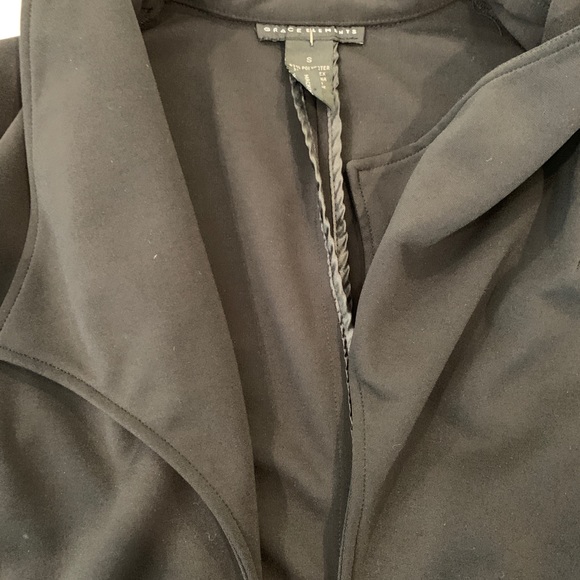 Blazer - Picture 3 of 3